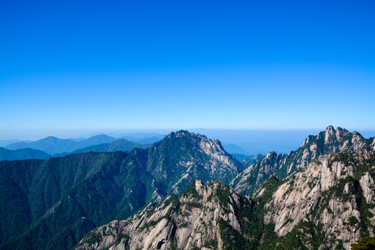 蓝色群山