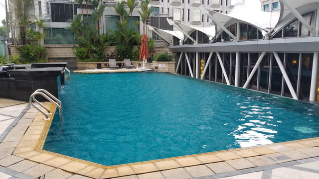 新加坡泳池