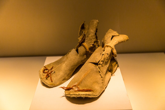 古代鞋子