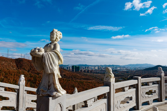 秋日的山东省威海市仙姑顶景区风