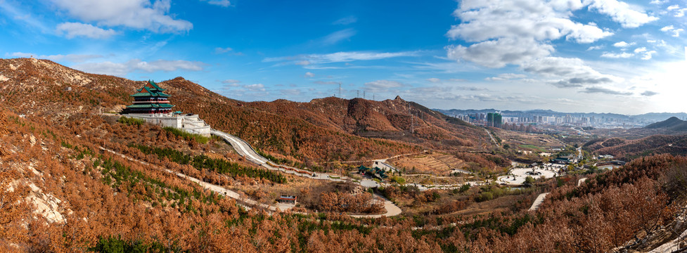 秋日的山东省威海市仙姑顶景区风