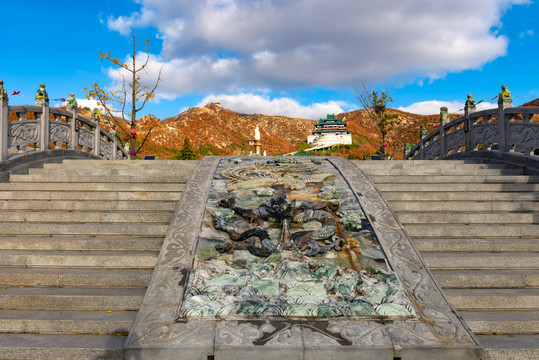 秋日的山东省威海市仙姑顶景区风