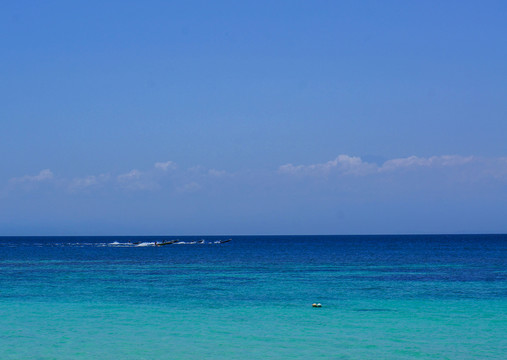 碧海蓝天