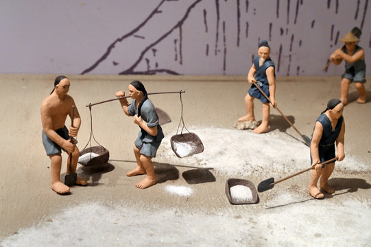 古代海盐生产场景微缩模型