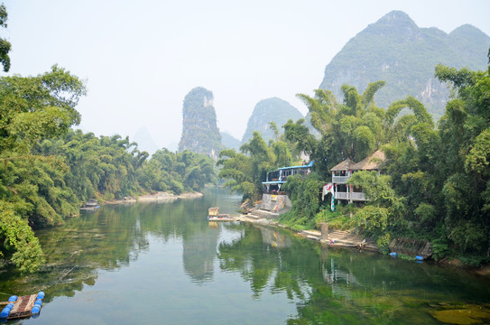 河流竹林