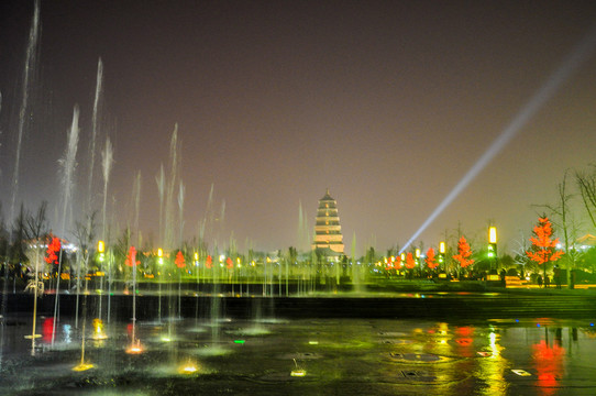 大雁塔喷泉夜景