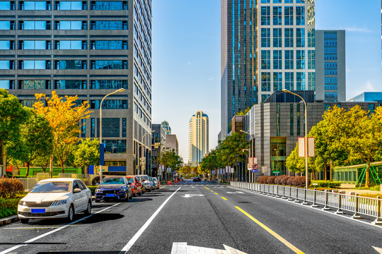 宁波东部新现代建筑街道摩天大楼