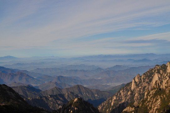 蓝色群山