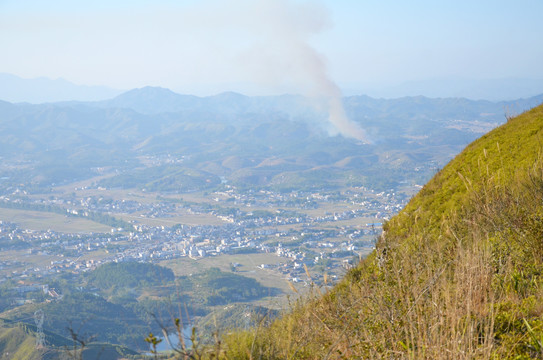 山间平原