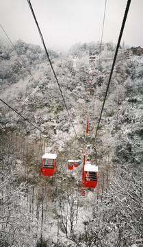 雪景缆车