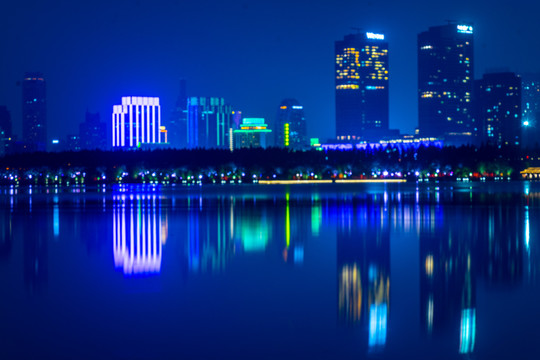 南京玄武湖夜景