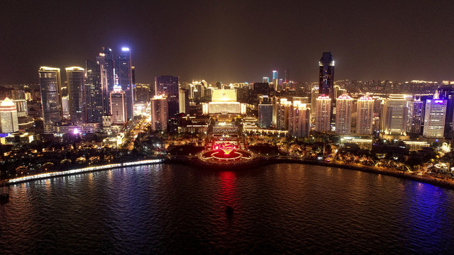 航拍青岛五四广场夜景