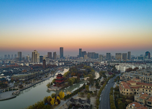 江苏淮安里运河城市风光