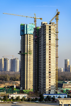 正在建设的高层住宅楼