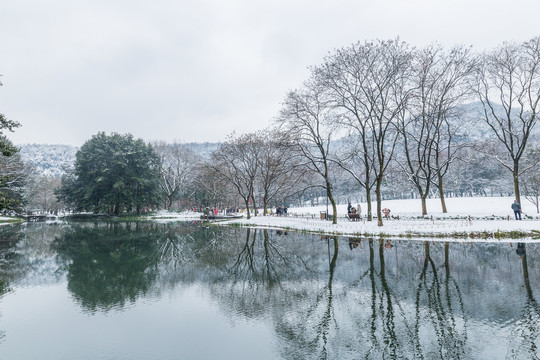 杭州西湖雪景