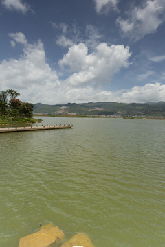 泸西黄草洲湿地公园