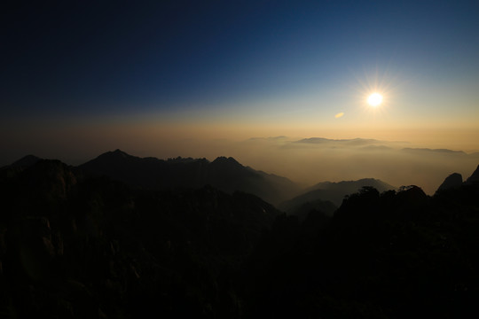 黄山日出