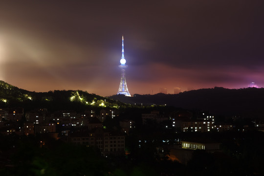 青岛信号山上的青岛夜景