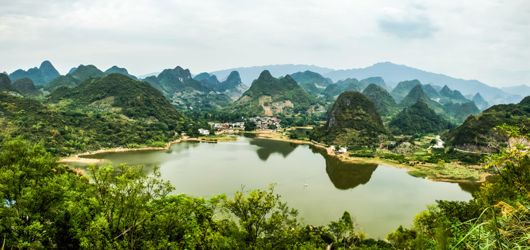 桂林山水阳朔风光岩溶地貌装饰画