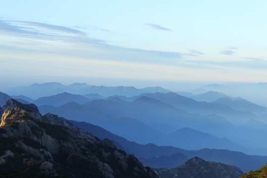 蓝色群山