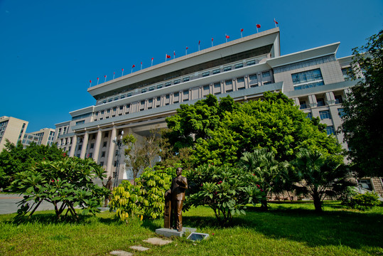 广西大学