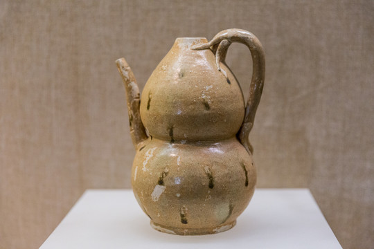 古代瓷壶