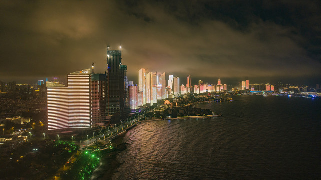 航拍青岛第三海水浴场夜景