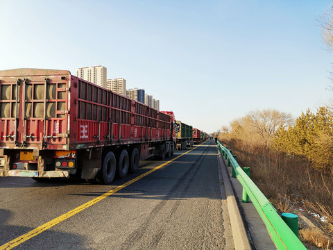 高速公路堵车