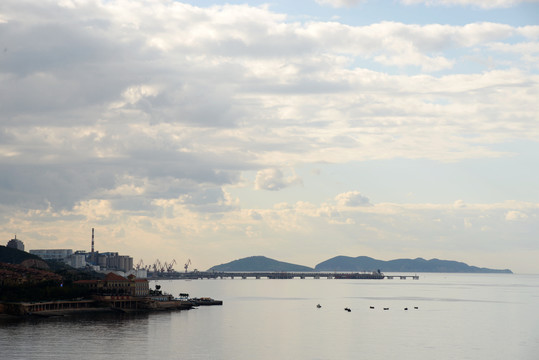 海洋海岛天空云朵