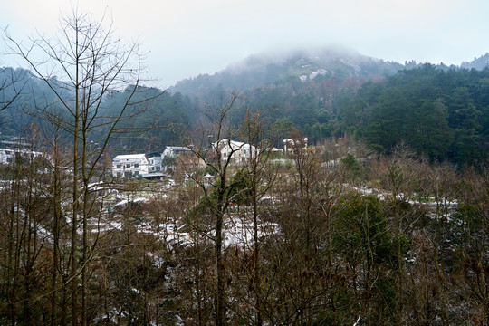 深山小村