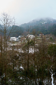 深山小村