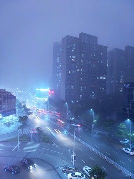 夜雨景