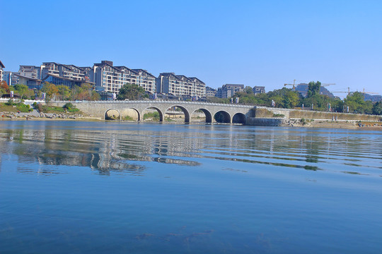 桂林漓江两岸