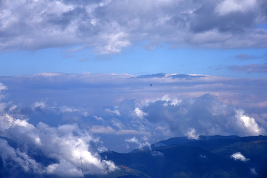 螺髻山高原风光