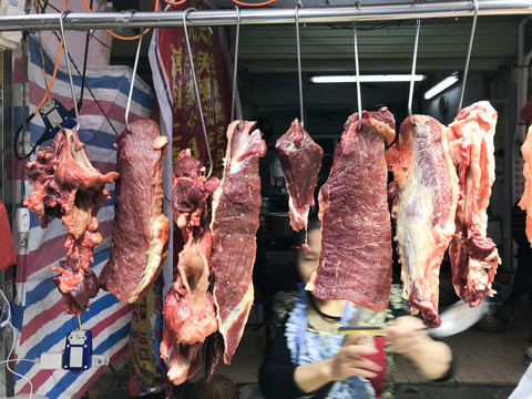 路边摊卖牛肉