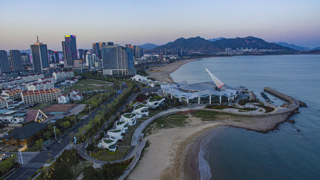 航拍青岛崂山区城市夜景