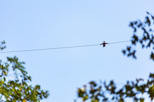 雁荡山空中飞渡