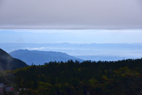 峨眉山云海风光