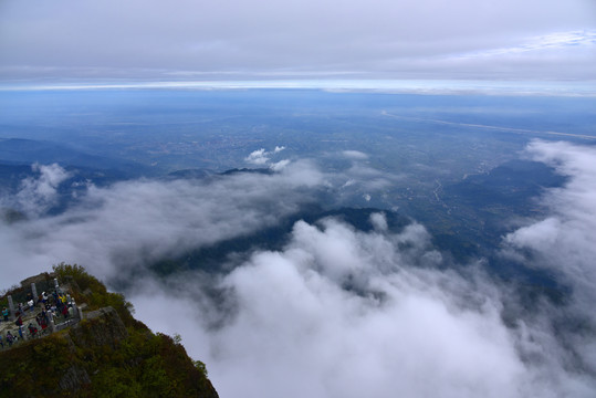 峨眉山云海风光