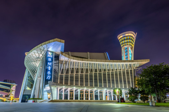 山东潍坊人民广场音乐厅夜景