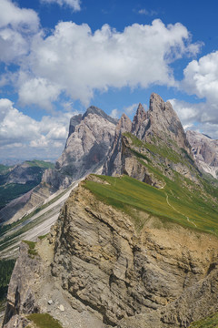 意大利多洛米蒂山脉刀锋山风景