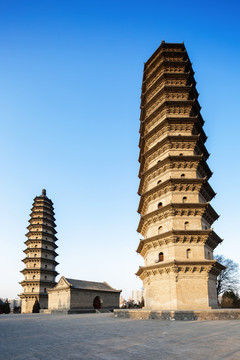 太原永祚寺双塔