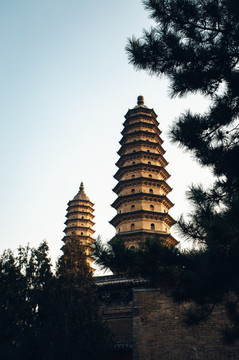 太原永祚寺双塔