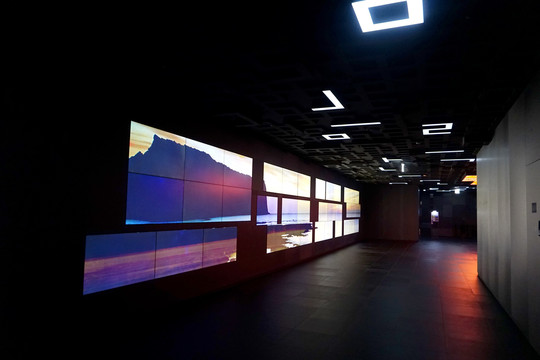 韩国乐天世界室内LED屏幕