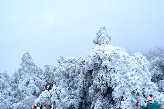 衡山雪景