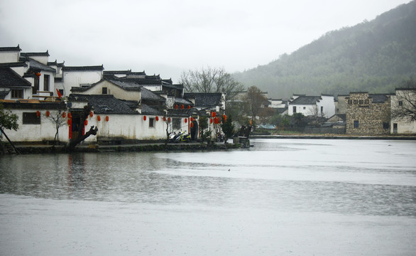 雨中宏村