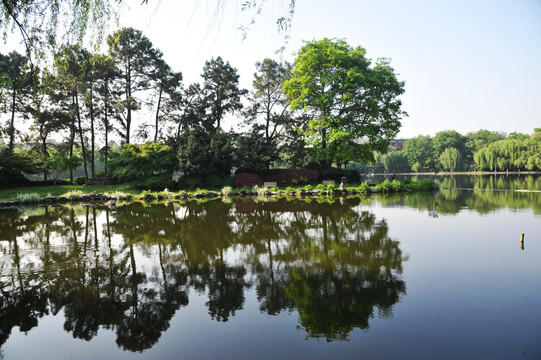 浙江大学华家池校区