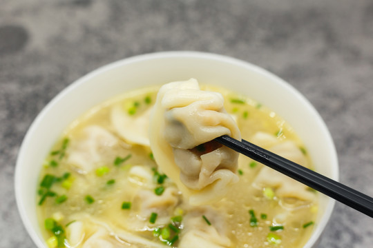 玉米蔬菜猪肉水饺