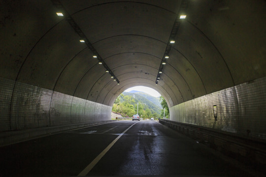 交通隧道