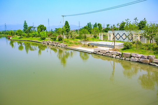 宁波海曙区古林镇庄潭河风光